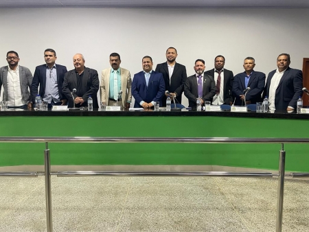 PRESTAÇÃO DE CONTAS EXERCICIO 2.021 DO PREFEITO MÁRCIO BÁCO É APROVADA POR UNANIMIDADE.