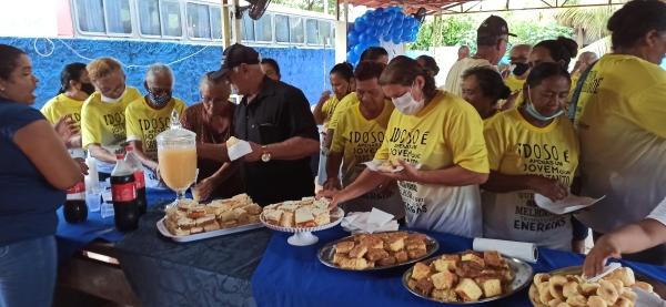 Secretária de Assistência Social promove encontro da Melhor Idade